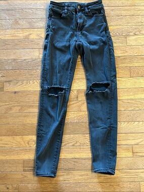American Eagle Outfitters Black Ripped Knee Skinny Jeans - Stretch Denim